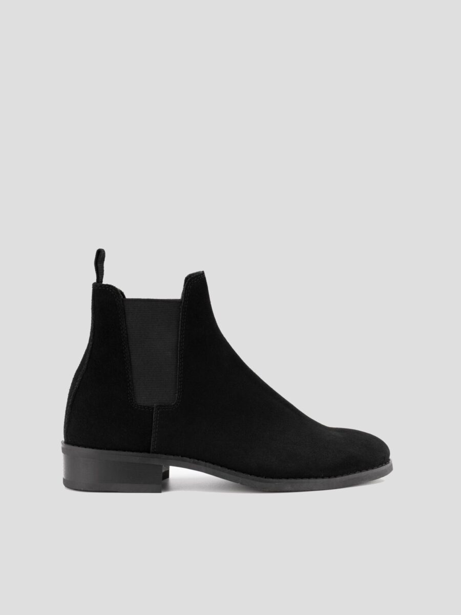THE CHELSEA BOOTS BLACK SUEDE ( Water Proof )