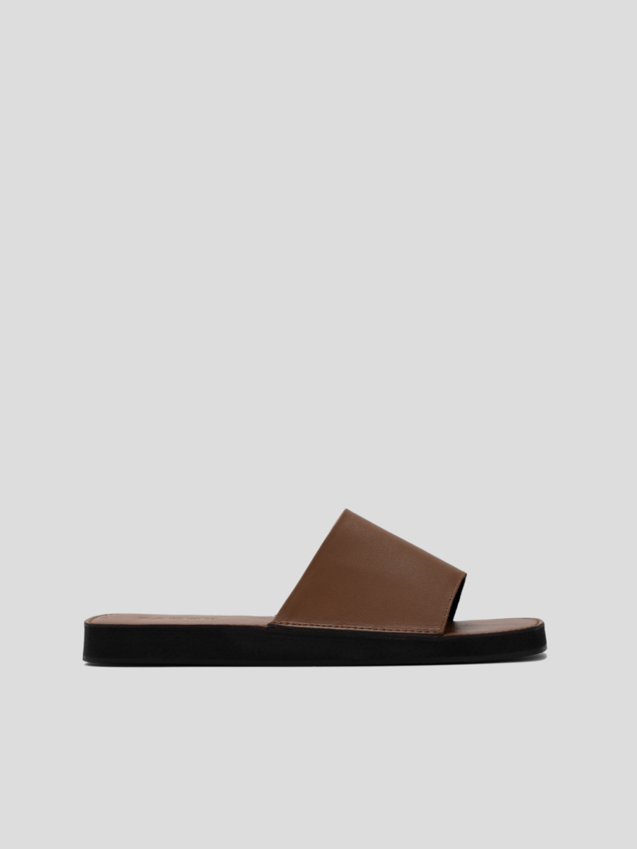 THE SQUARE SLIDES -  BROWN LEATHER